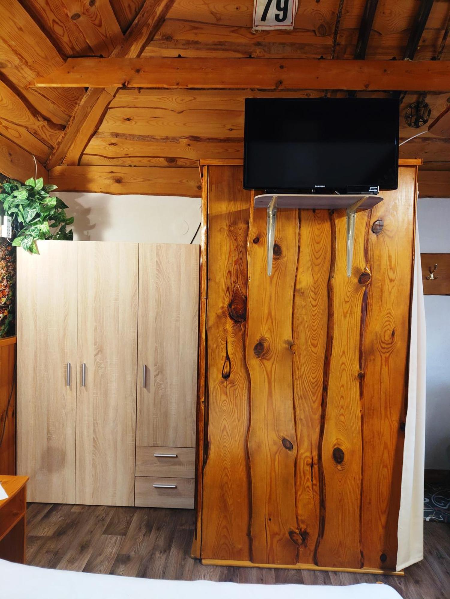 Chatka Horec Stara Lesna Exterior foto